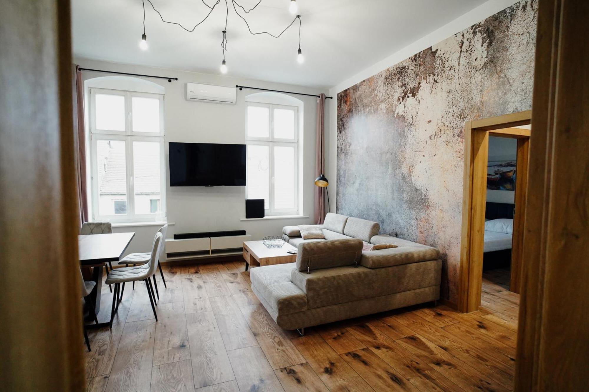 Apartament Novy Drezdenko Ngoại thất bức ảnh